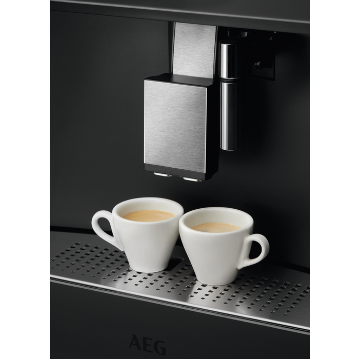 AEG - Machine à café encastrable - KKK994500B