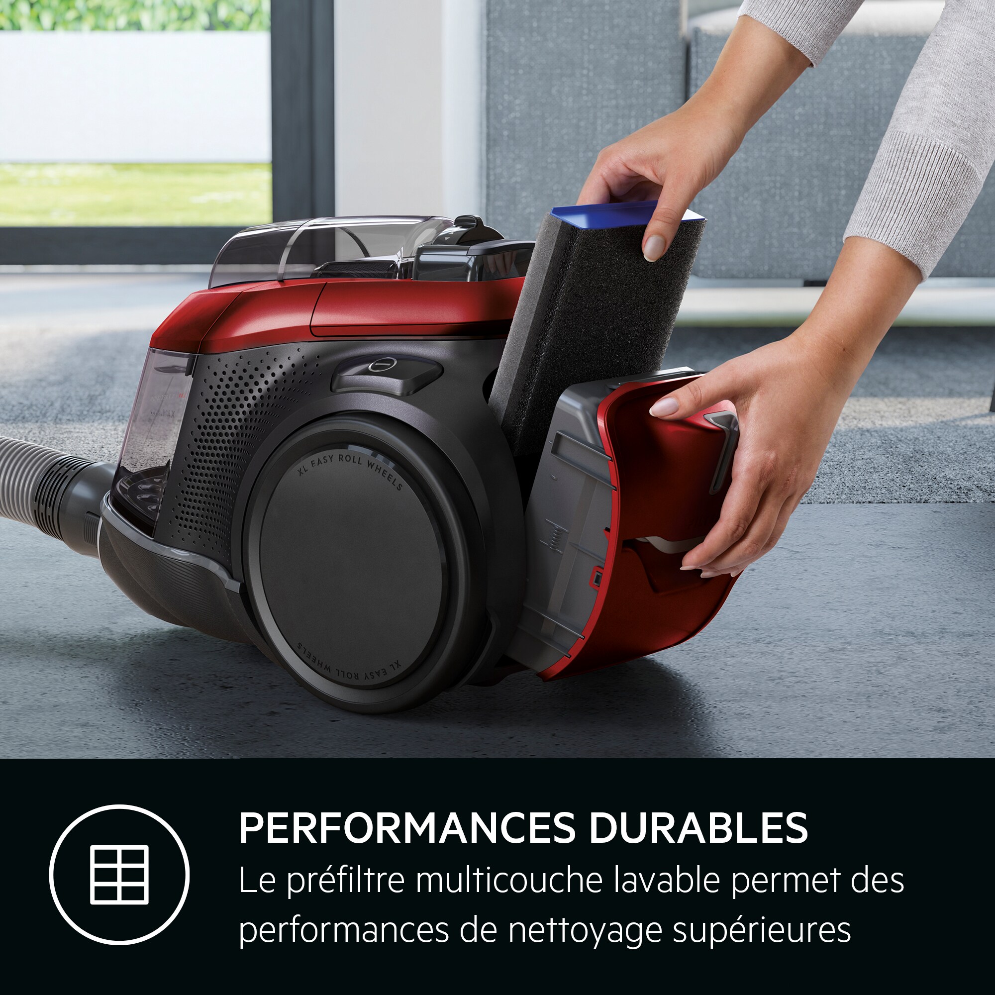 AEG - Aspirateur sans sac - LX9-3-CR